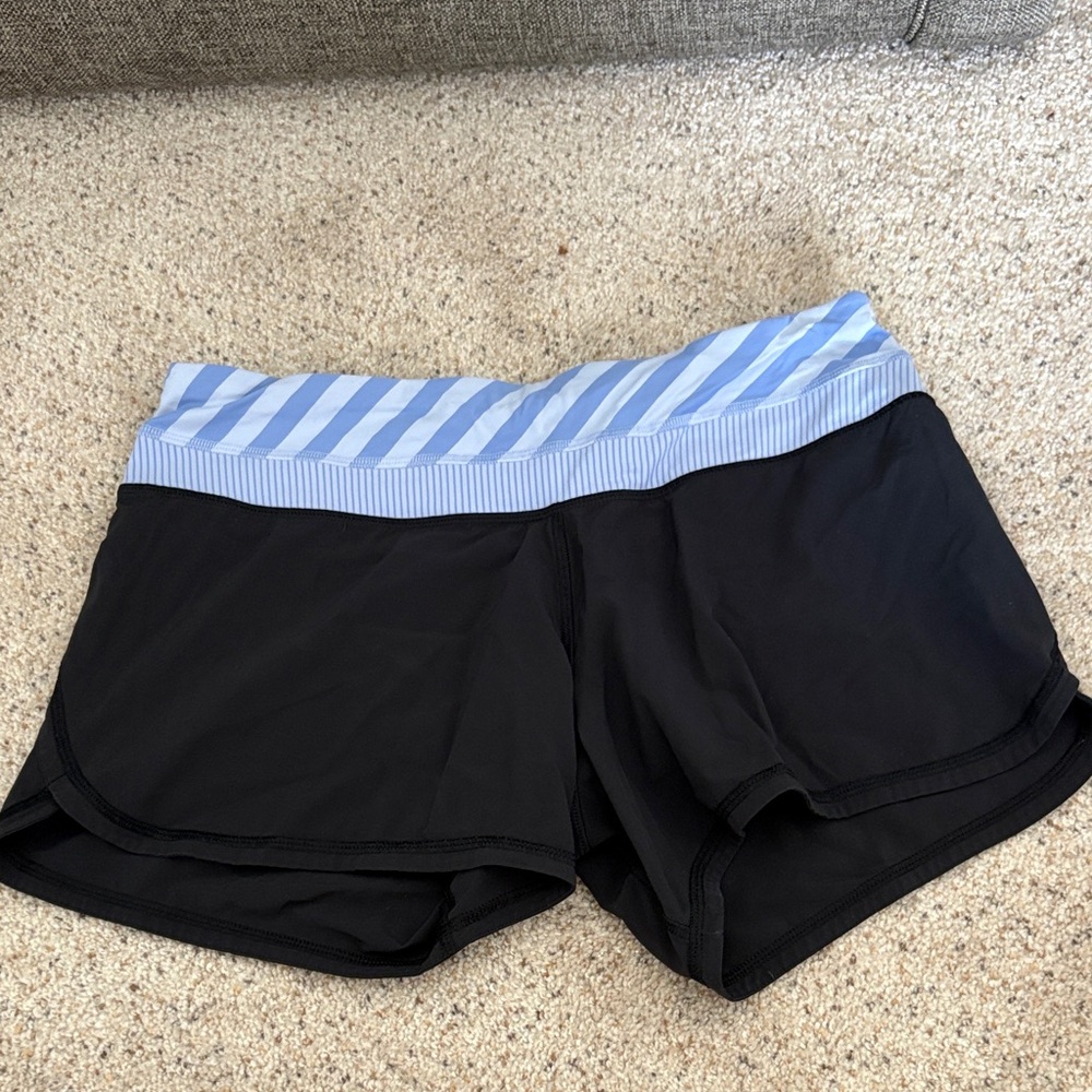 Lululemon shorts sz 8